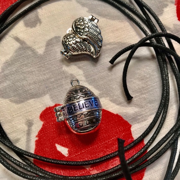 🆕 Lockets Leather Necklaces - Picture 2 of 10